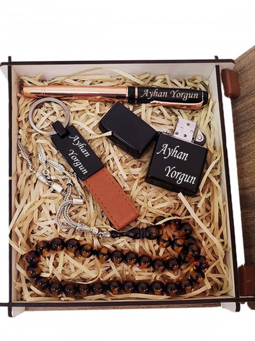 Erkeğe Özel İsimli Kalem Çakmak Anahtarlık Ve Tesbih Seti