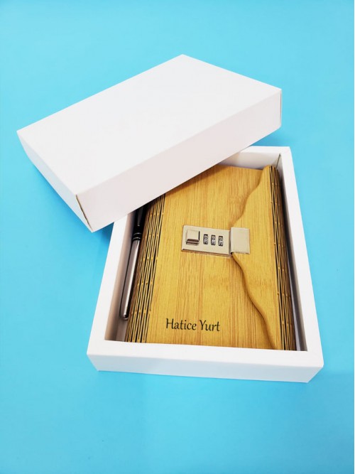 Kişiye Özel Ahşap Kapaklı Defter Ve Roller Kalem