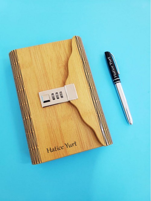 Kişiye Özel Ahşap Kapaklı Defter Ve Roller Kalem
