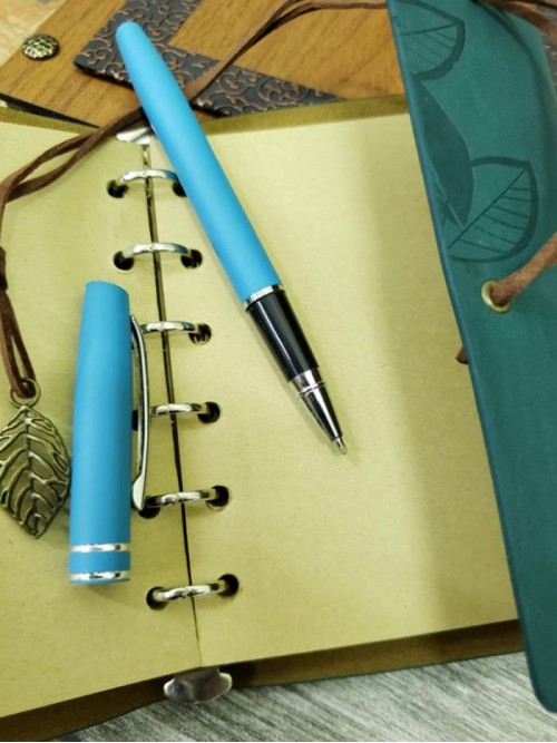 Erkeğe Özel İsimli Hatıra Defteri Ve Roller Kalem Seti Mavi Renk