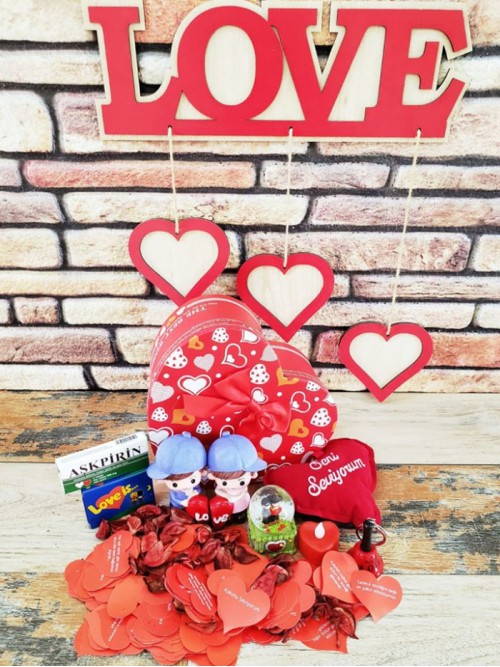 Kalp Kutuda Sevgili Çift Aşk Kutusu