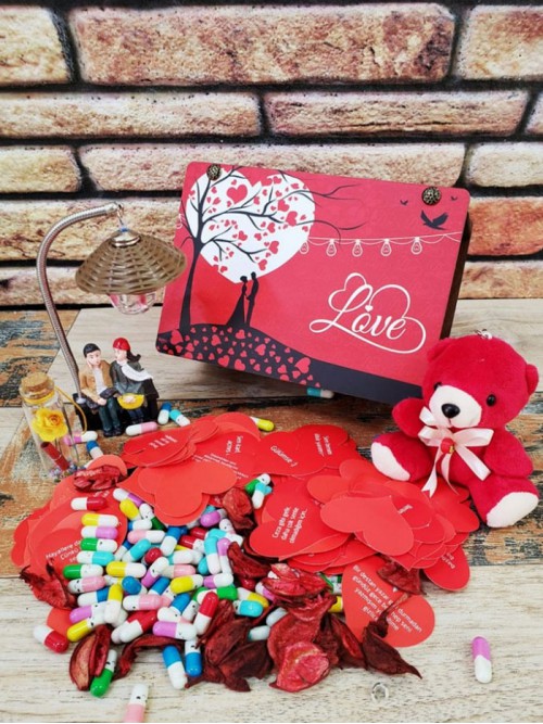 Love Temalı Romantik Hediyelik Aşk Seti Love Temalı Romantik Hediyelik Aşk Seti