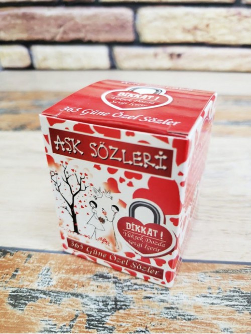 365 Adet Aşk Sözü Aşk Sözleri