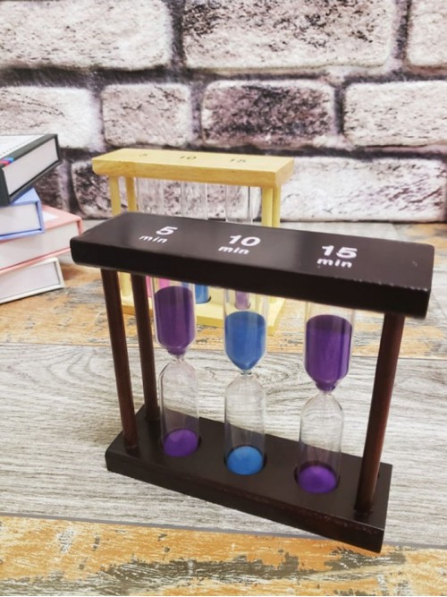 Ahşap Korumalı İlginç Kum Saati Ahşap Korumalı İlginç Kum Saati