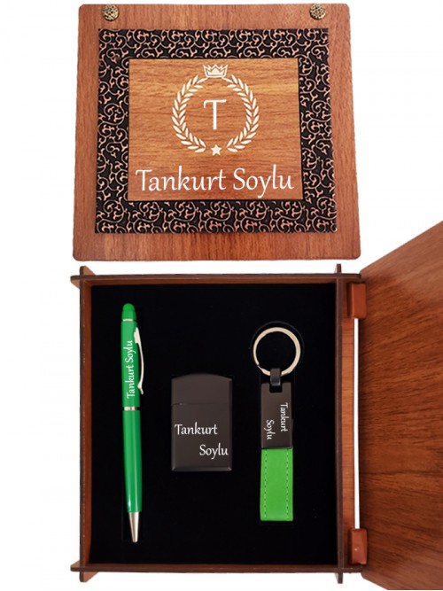 Erkeğe Özel İsimli Kalem Çakmak Ve Anahtarlık Kutulu