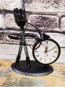 İsme Özel Dekoratif Şövalye Siyah Metal Masa Saati