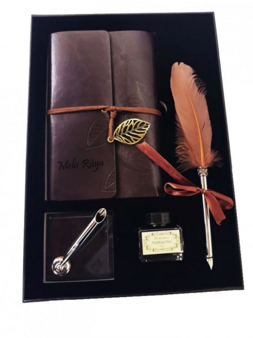 İsme Özel Deri Defter Tüylü Kalem Ve Mürekkep Seti 