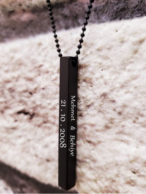 İsme Özel Sevgiliye Mesajlı Siyah Bar Çubuk Kolye