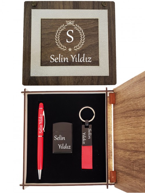 Kişiye Özel Deri Ahşap Kutulu Dokunmatik Kalem Çakmak Ve Anahtarlık Kişiye Özel Deri Ahşap Kutulu Dokunmatik Kalem Çakmak Ve Anahtarlık