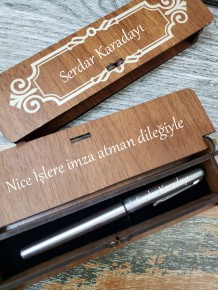Kişiye Özel Silver Renk Dolma Kalem Ahşap Kutulu