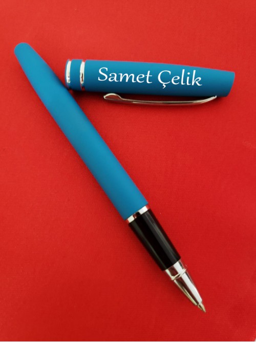 Erkeğe İsme Özel Mat Mavi Roller Kalem Ahşap Kutulu Erkeğe İsme Özel Mat Mavi Roller Kalem Ahşap Kutulu