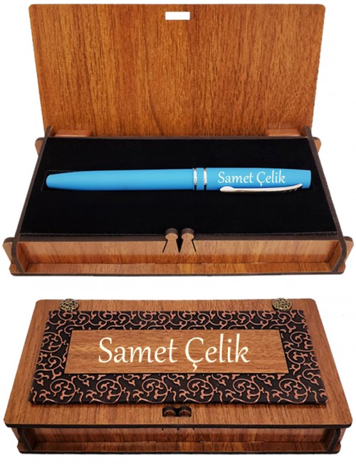 Erkeğe İsme Özel Mat Mavi Roller Kalem Ahşap Kutulu Erkeğe İsme Özel Mat Mavi Roller Kalem Ahşap Kutulu