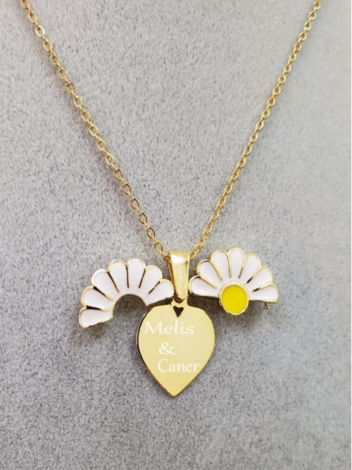 Kişiye Özel Papatya Tasarımlı Kolye